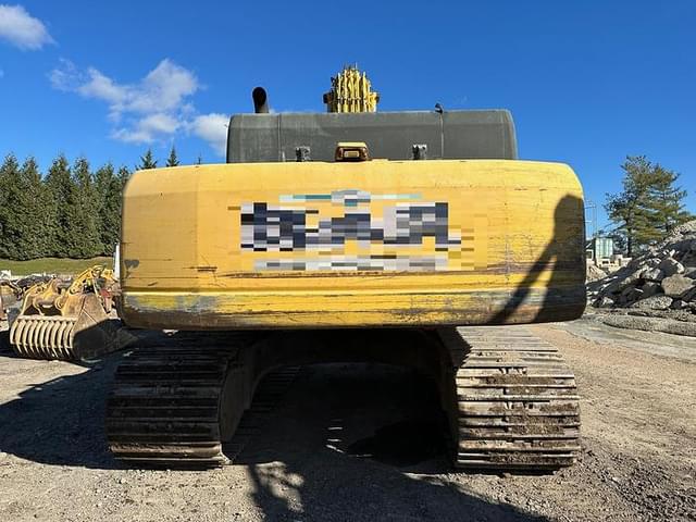Image of Komatsu PC450LC-8 equipment image 3