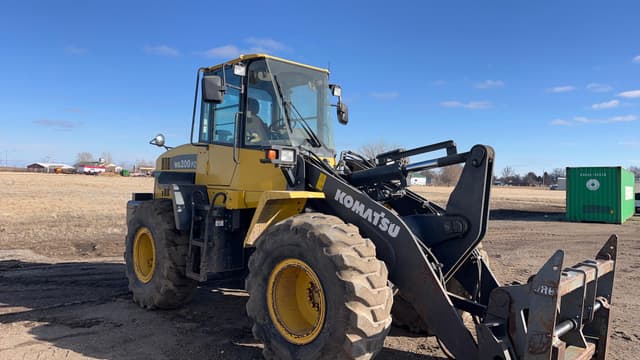 Image of Komatsu WA200PZ-6 equipment image 4
