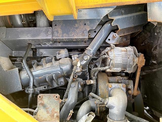 Image of Komatsu WA500-3 equipment image 1