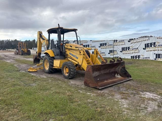 Image of Komatsu WB146 equipment image 2