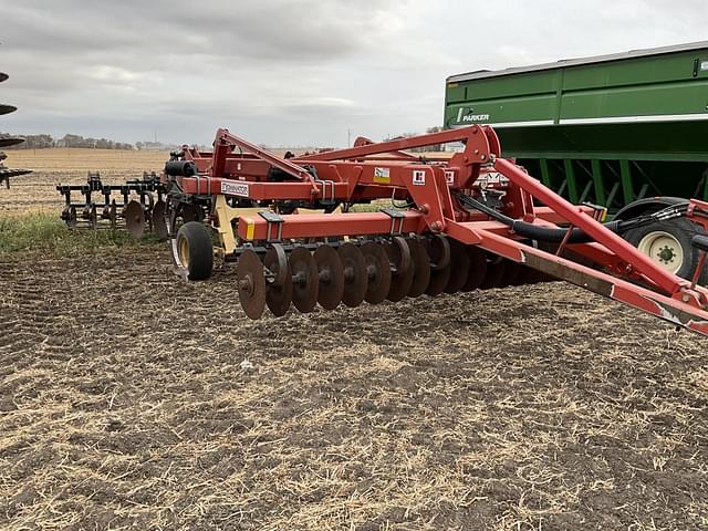 Image of Kuhn Krause Dominator 4850 equipment image 1