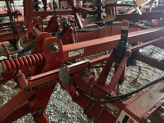 Image of Kuhn Krause TL6200 equipment image 2
