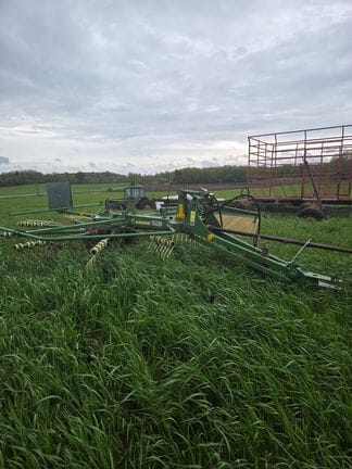 2011 Krone Swadro 38 Equipment Image0