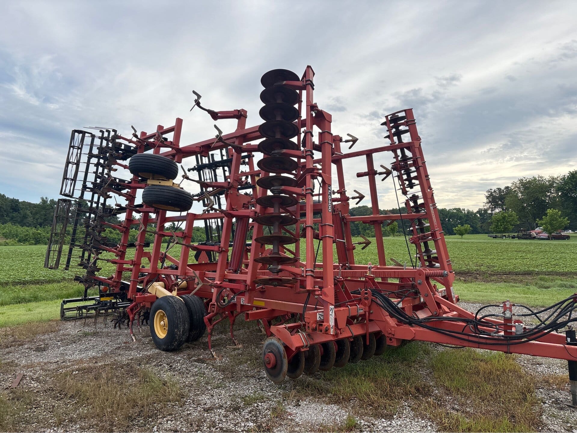 2011 Krause TL6400-31 Equipment Image0