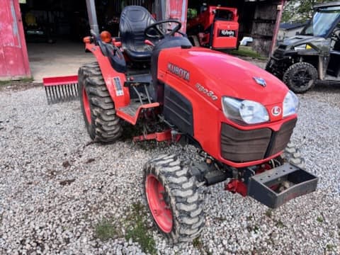 Image of Kubota B3030 equipment image 2