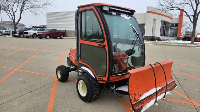 Image of Kubota F3080 equipment image 2