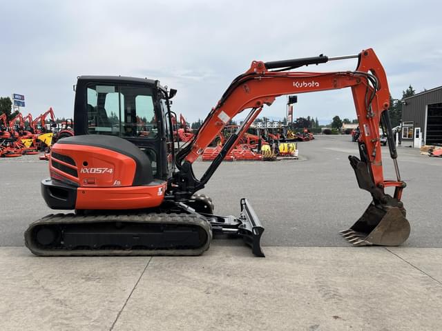 Image of Kubota KX057-4 equipment image 4