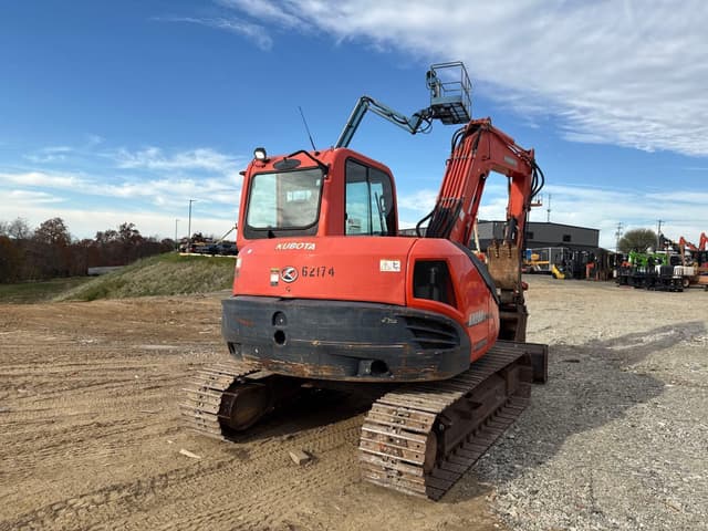 Image of Kubota KX080-3 equipment image 2