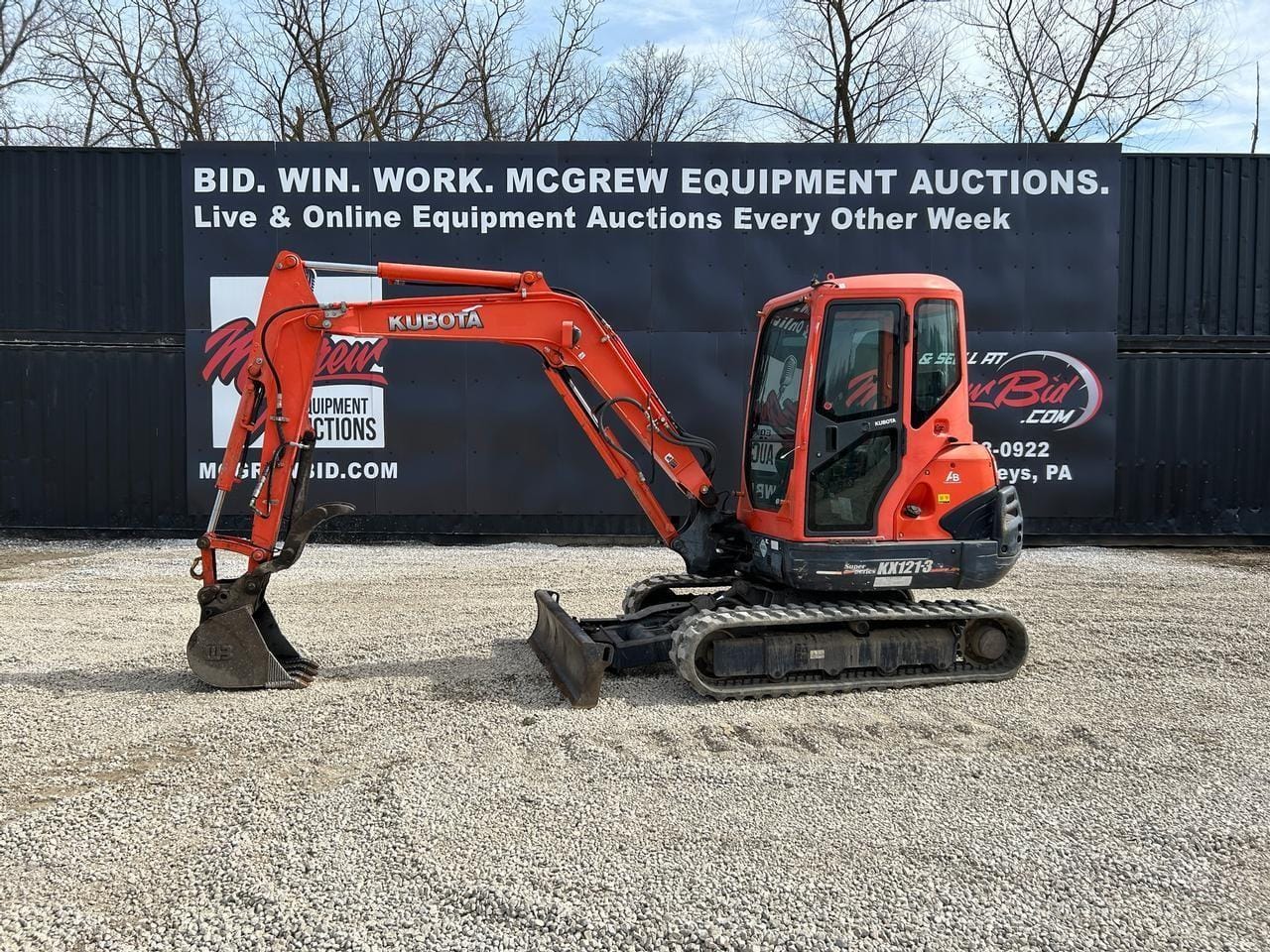 2011 Kubota KX121-3 Equipment Image0