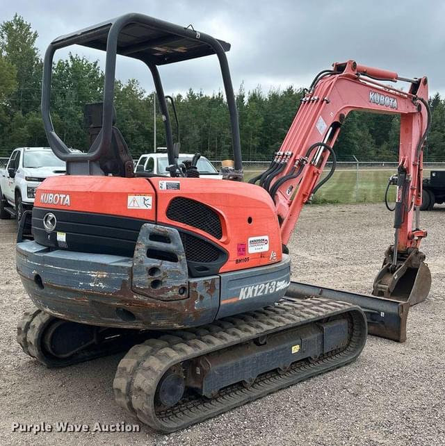 Image of Kubota KX121-3ST equipment image 4