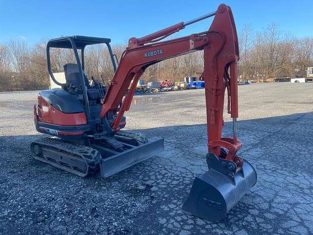 Image of Kubota KX71-3 equipment image 1