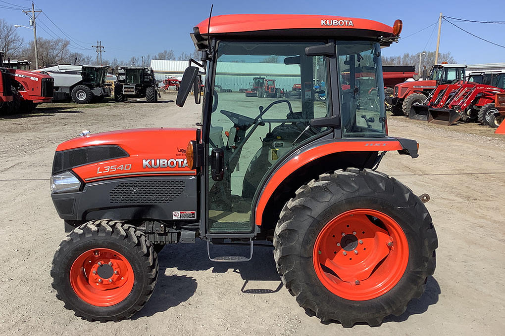 Image of Kubota L3540 Primary image