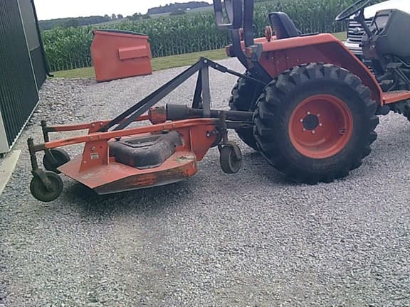 Image of Kubota L3700SU equipment image 2