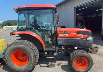 Main image Kubota L5740