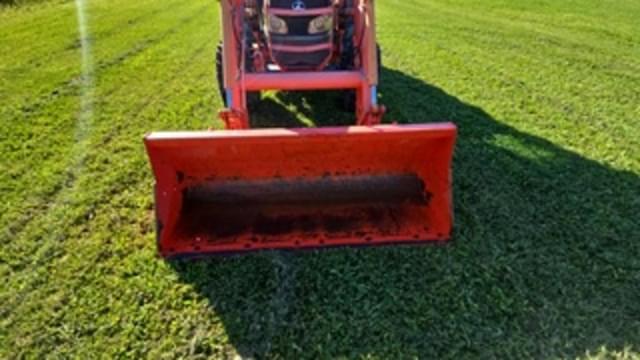 Image of Kubota L5740 equipment image 1