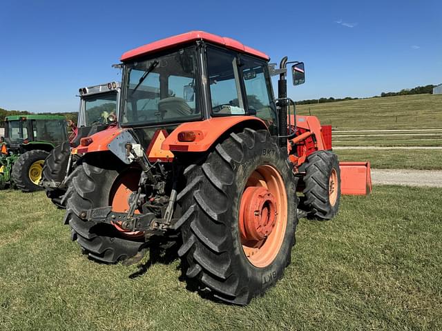 Image of Kubota M126X equipment image 2