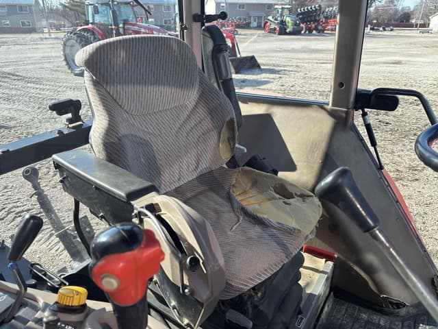 Image of Kubota M126X equipment image 1