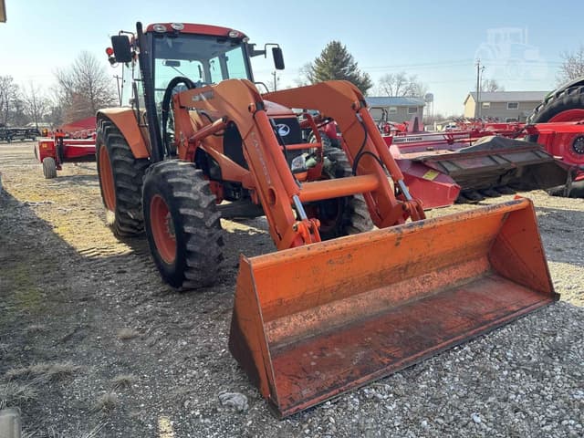 Image of Kubota M126X equipment image 4