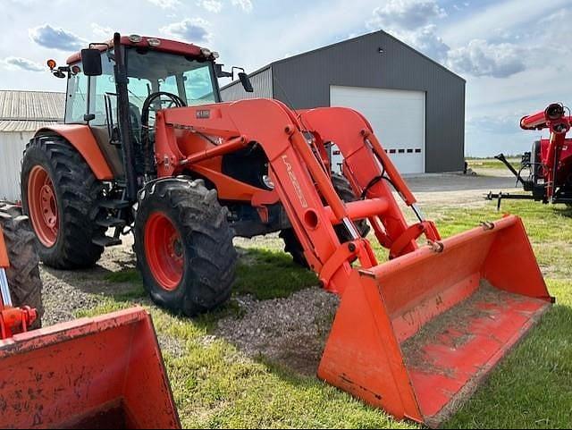 Image of Kubota M135X equipment image 1