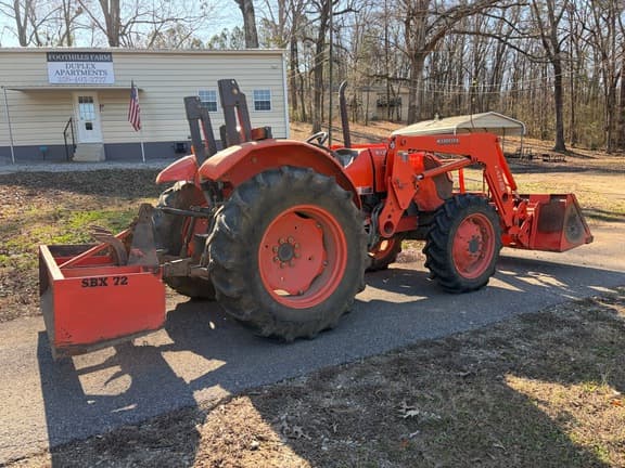 Image of Kubota M5040 equipment image 4