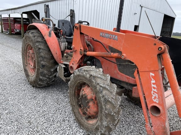 Main image Kubota M7040