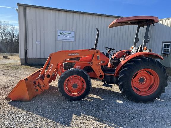 Image of Kubota M7040 equipment image 1