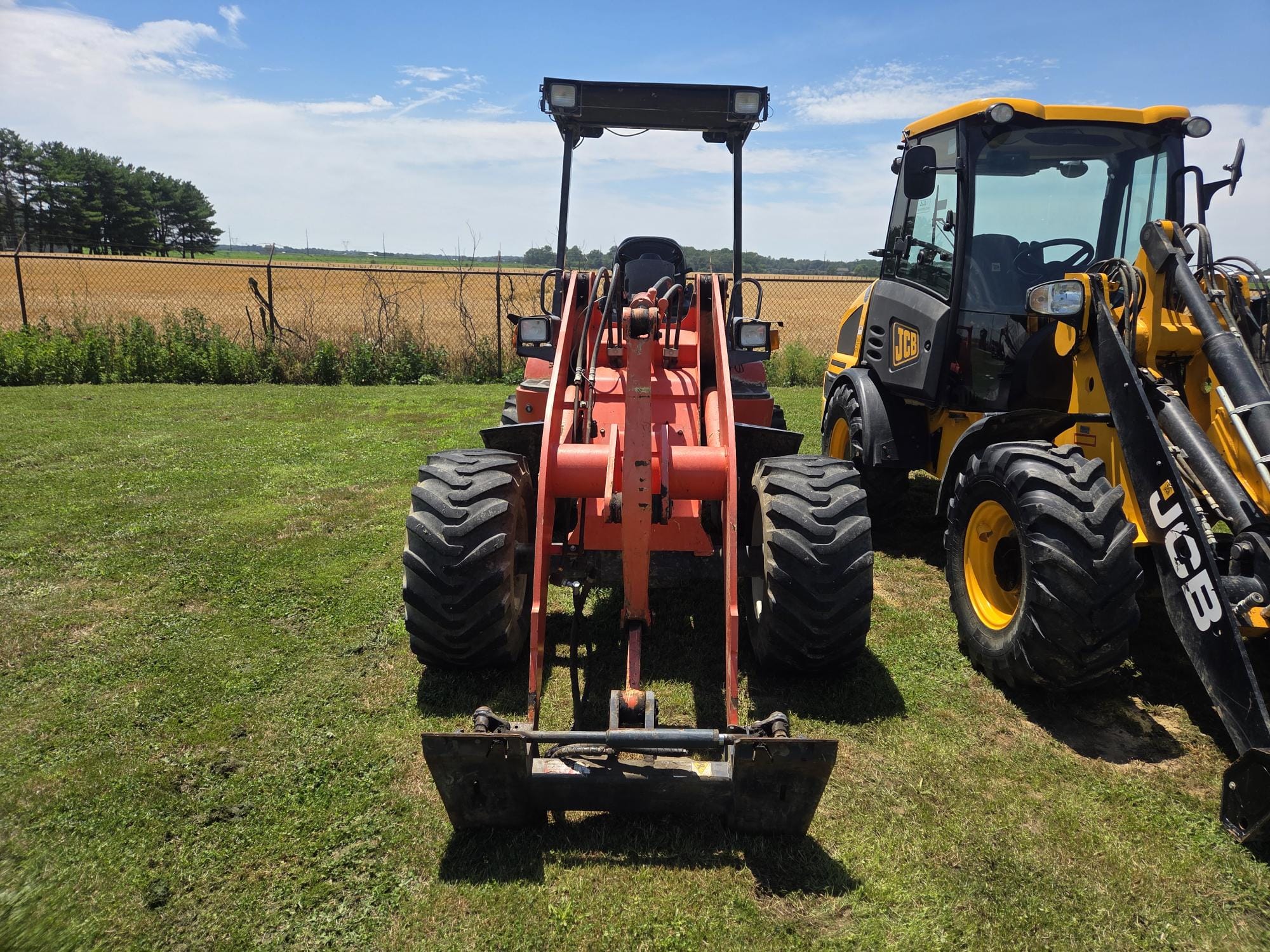 2011 Kubota R520S Equipment Image0