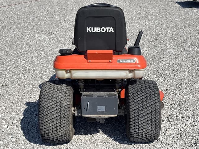 Image of Kubota T2380 equipment image 3