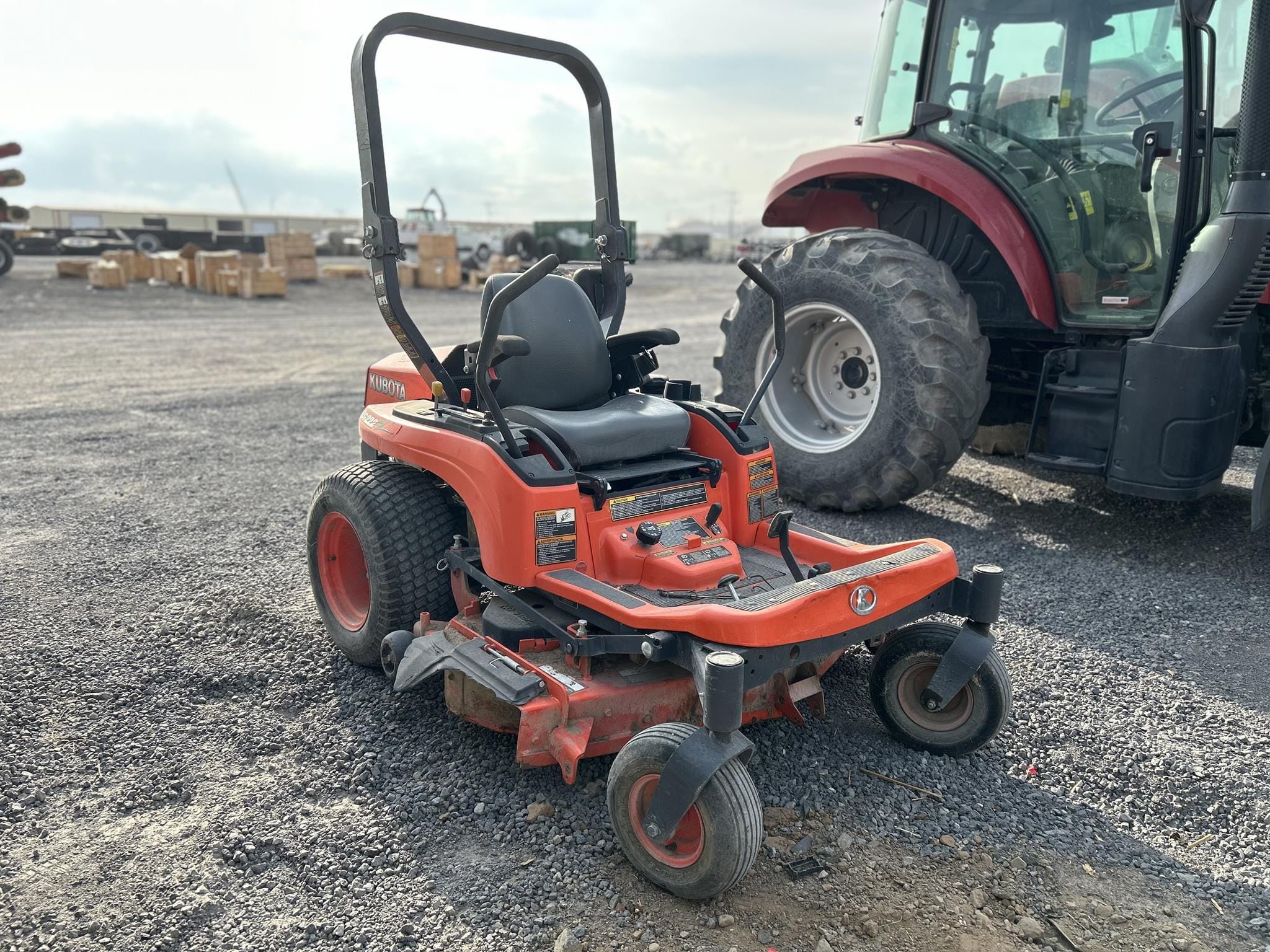2011 Kubota ZG222 Equipment Image0