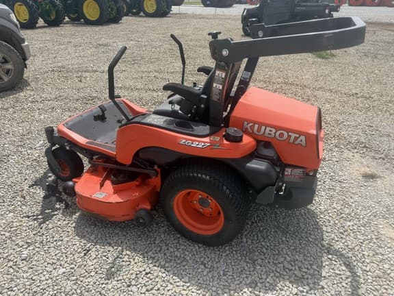 Image of Kubota ZG227 equipment image 3