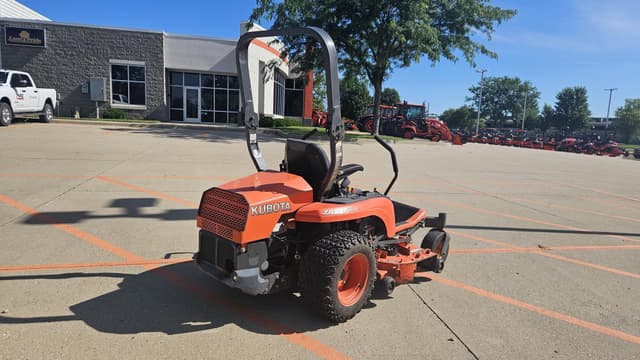 Image of Kubota ZG227 equipment image 2