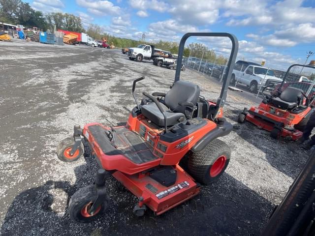 Image of Kubota ZG327 equipment image 3