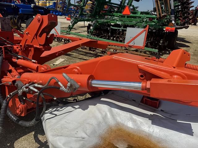 Image of Kuhn FC313/FC883 equipment image 3