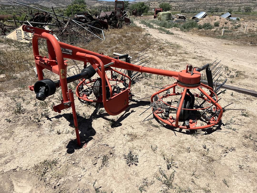 Image of Kuhn Haybob 300 Primary image