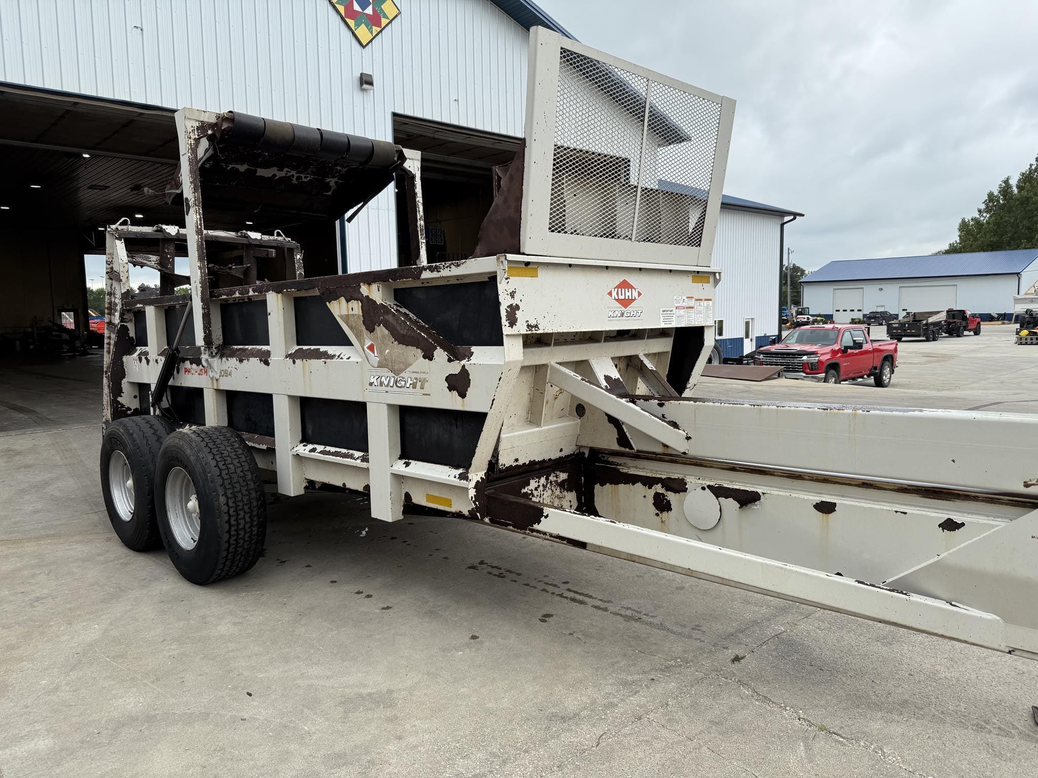 2011 Kuhn Knight 2054 Equipment Image0