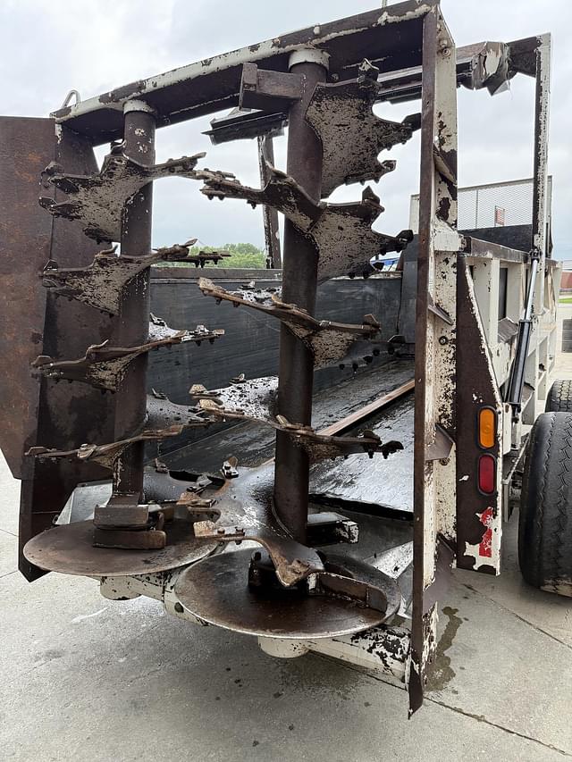 Image of Kuhn Knight 2054 equipment image 1