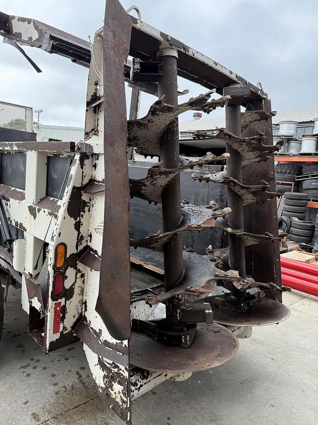 Image of Kuhn Knight 2054 equipment image 2