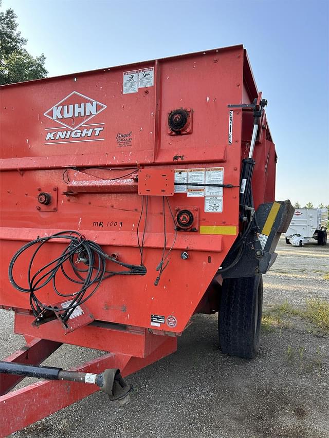 Image of Kuhn Knight 3136 equipment image 1