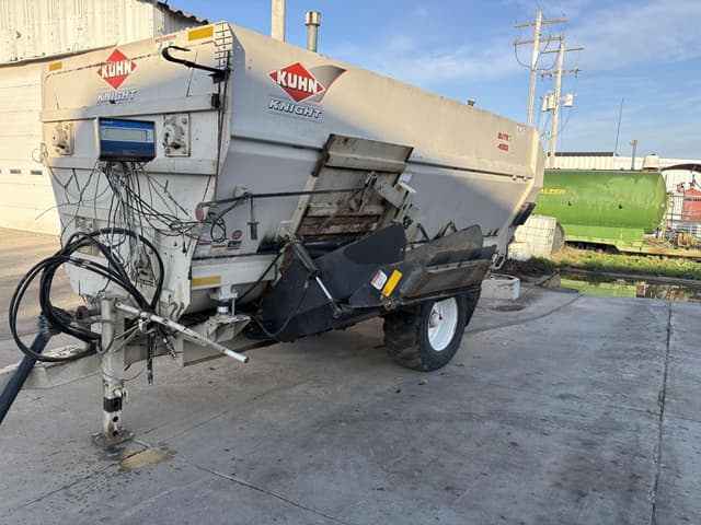 Image of Kuhn Knight 4052 equipment image 2