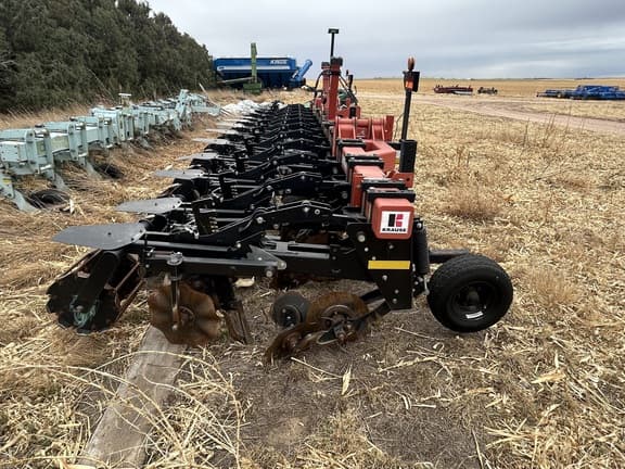 Image of Kuhn Krause Gladiator 1200T equipment image 1