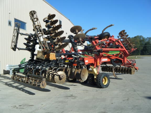 Image of Kuhn Krause Dominator 4850 equipment image 2