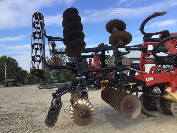 Image of Kuhn Krause Dominator 4850 equipment image 2