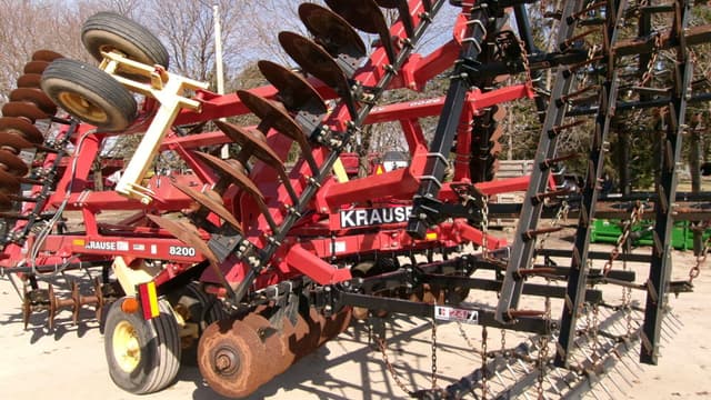 Image of Kuhn Krause 8200 equipment image 1