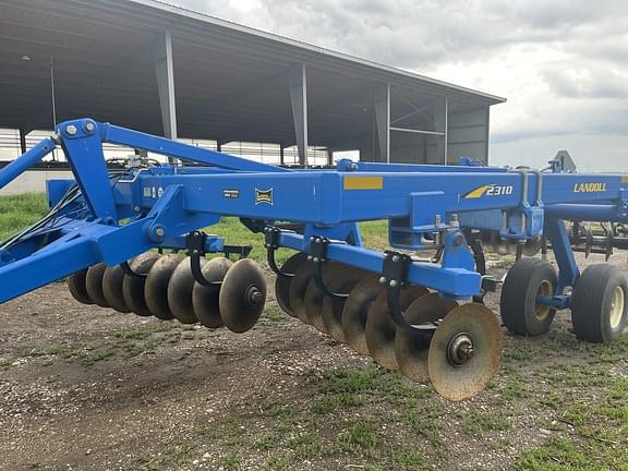 Image of Landoll 2310 Weatherproofer III equipment image 3