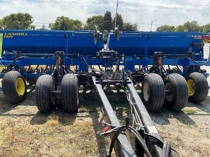 2011 Landoll 5210 Equipment Image0