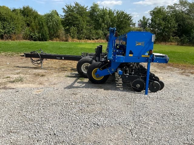 Image of Landoll 5210 equipment image 3