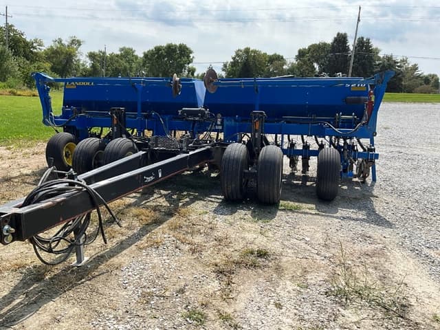 Image of Landoll 5210 equipment image 1
