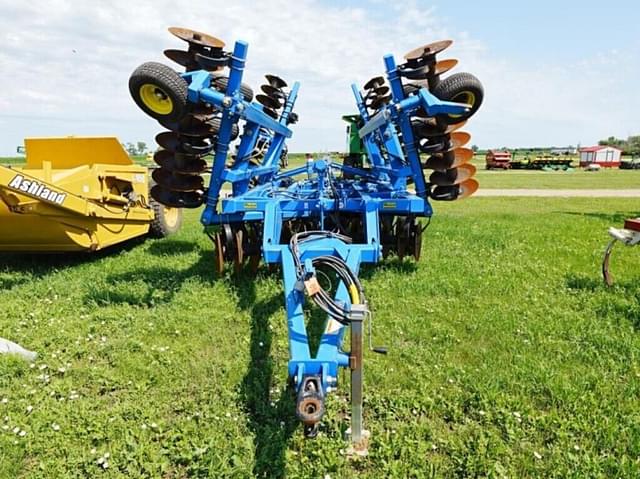 Image of Landoll 6230 equipment image 1