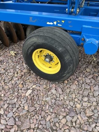 Image of Landoll 6230 equipment image 3