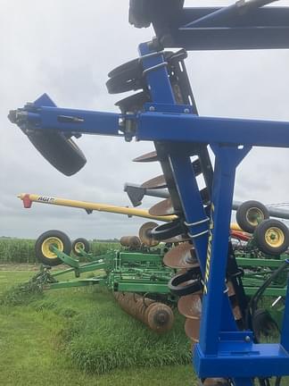 Image of Landoll 6230 equipment image 3